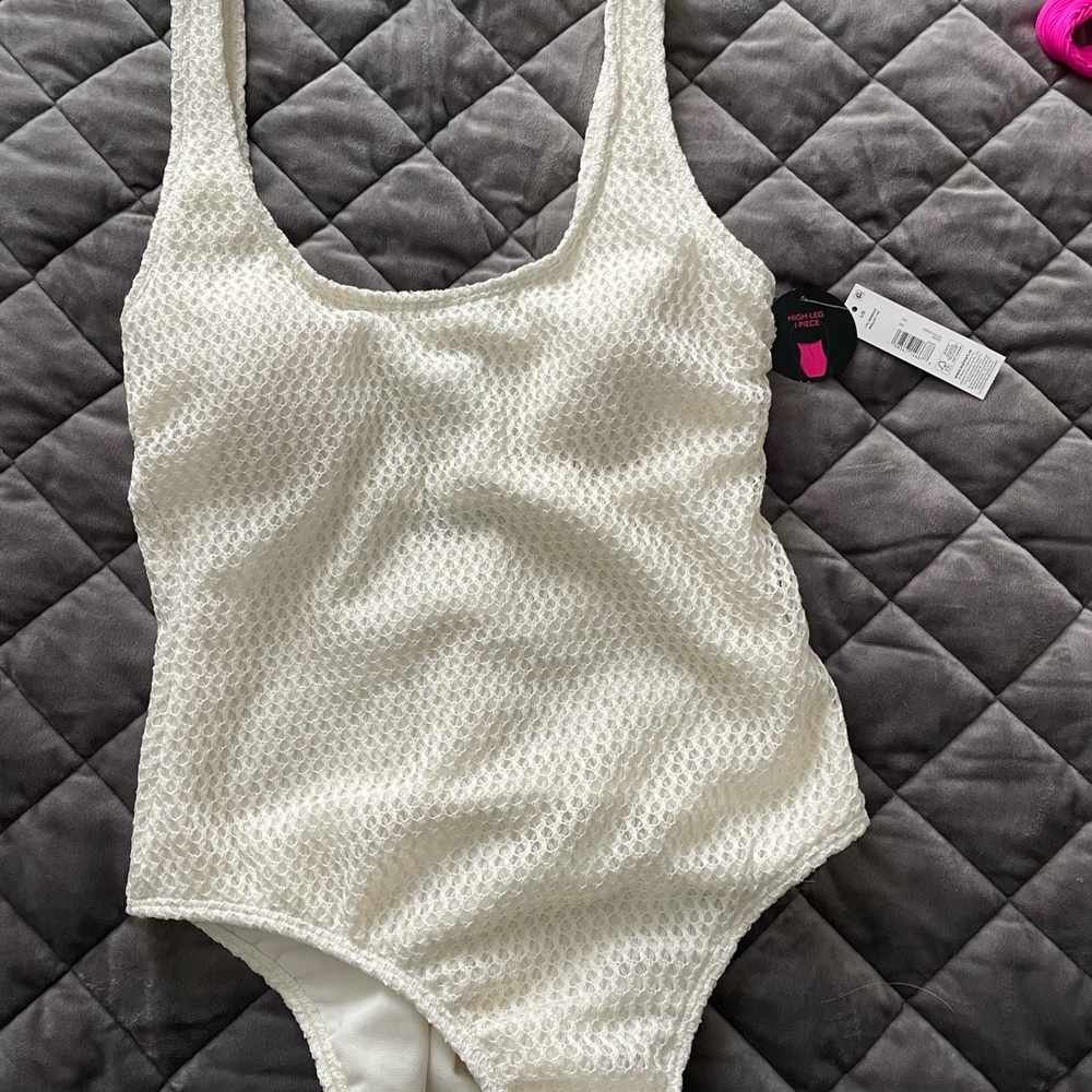 Stylish White Textured One-Piece Swimsuit